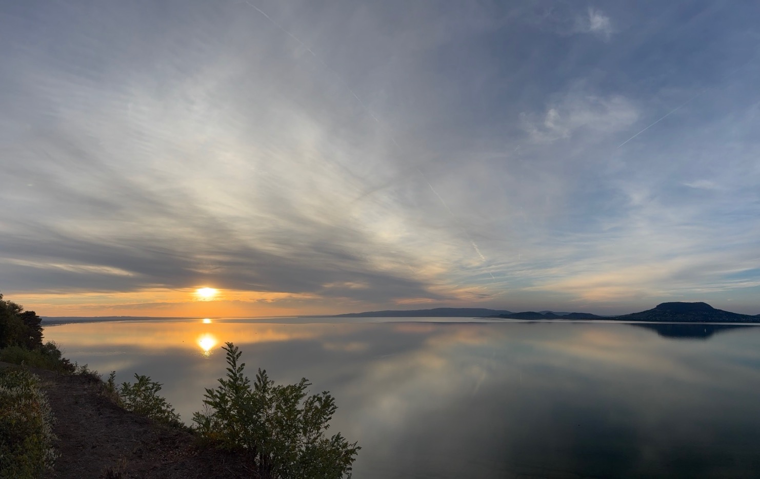 Zonsopkomst Balatonmeer